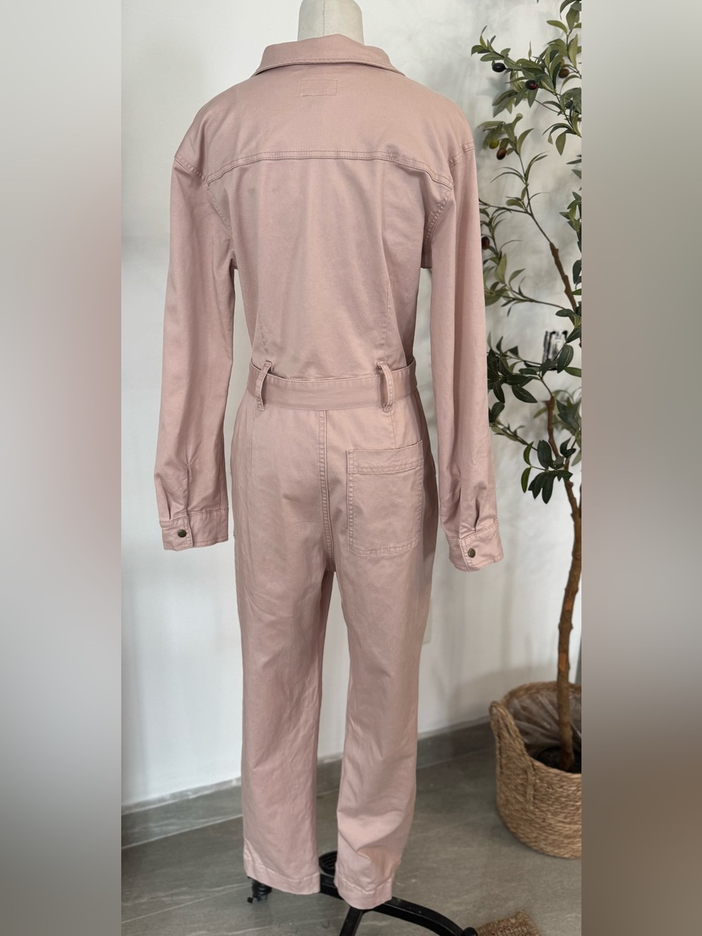 Universal Thread Size 8 Pink Utility Jumpsuit Belted Zip Front Long Sleeve - Picture 4 of 5